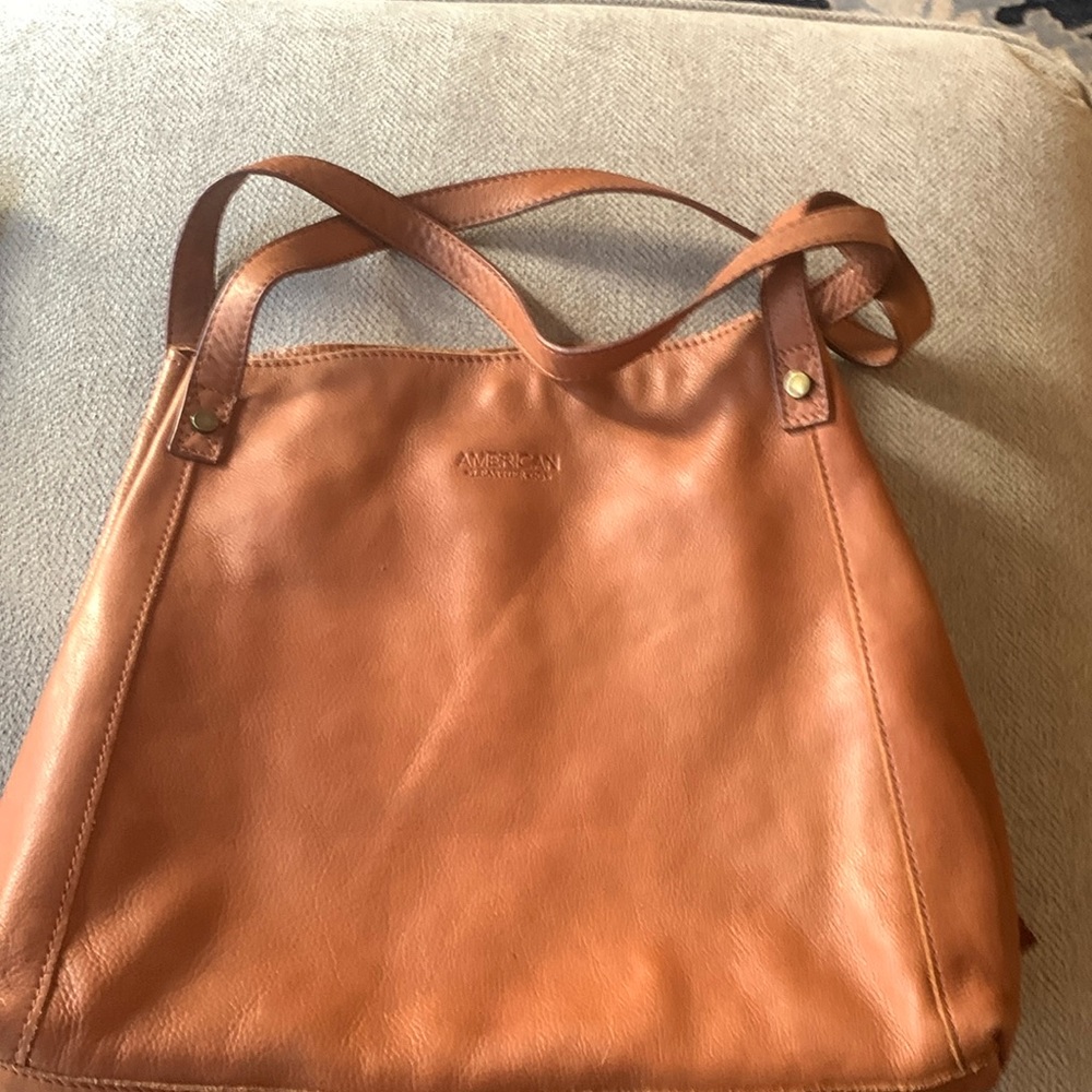 America Leather Co. leather purse in tan